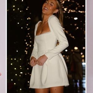 Viral Odd Muse Pearl Dress!